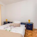 Pavla With Pool Apartman *