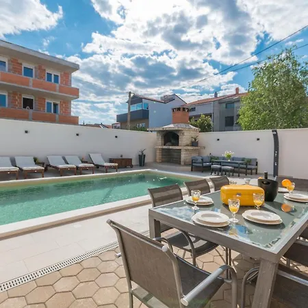 Pavla With Pool * Задар