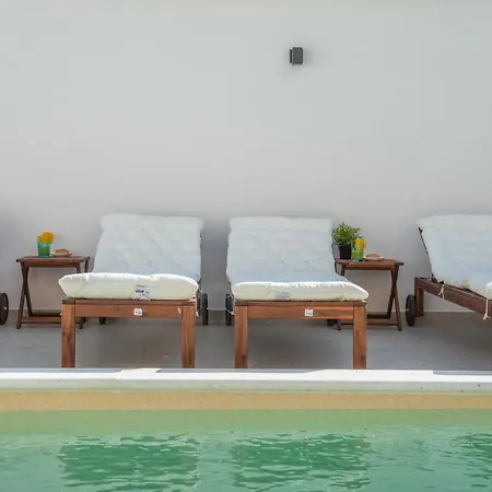 Pavla With Pool * Zadar