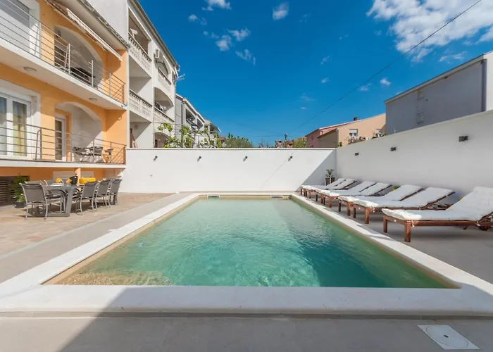 Pavla With Pool Διαμέρισμα *