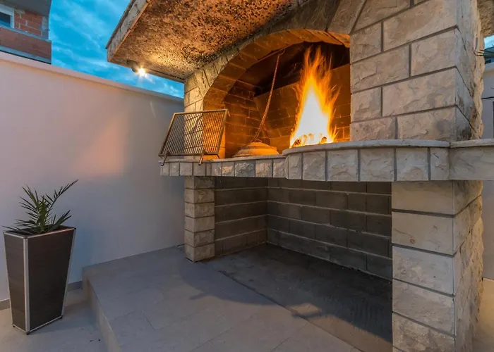 Pavla With Pool Διαμέρισμα