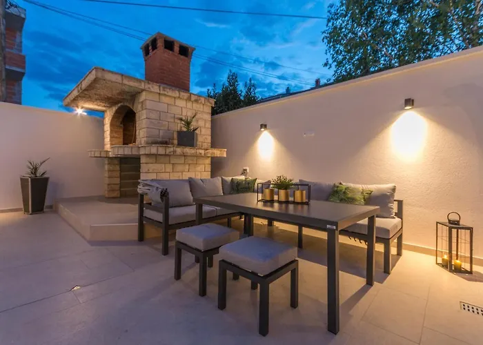 Διαμέρισμα Pavla With Pool *